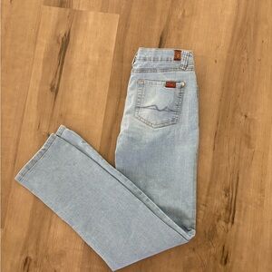 Women’s 7 For All Mankind Light Wash Straight Jeans size Medium